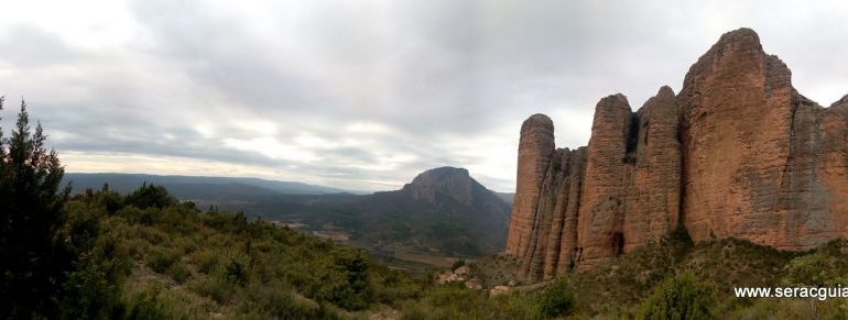 escaladas faciles Riglos 1 SERAC COMPAÑÍA DE GUÍAS