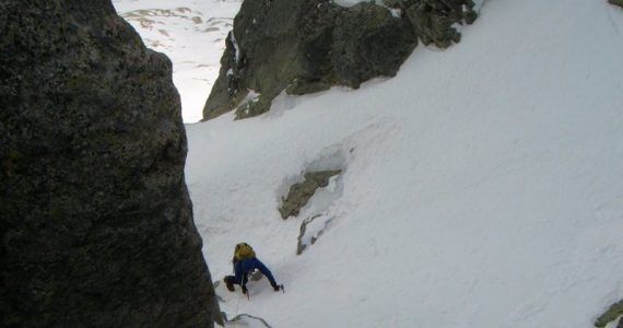 Cara Norte Almanzor Gredos 1 SERAC COMPAÑÍA DE GUÍAS