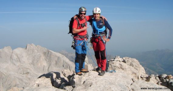 escalada arista cresta picos de europa 11 SERAC COMPAÑÍA DE GUÍAS