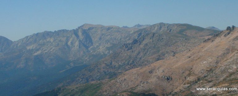 panoramica Circo Espaldar Mira Gredos SERAC COMPAÑÍA DE GUÍAS