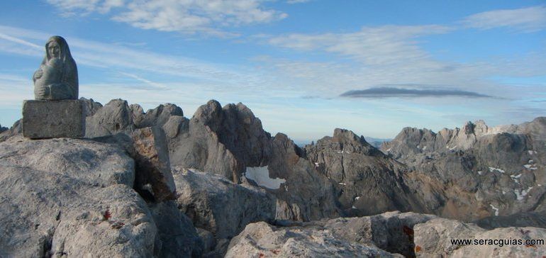 Naranjo Urriello Picos de Europa 5 SERAC COMPAÑÍA DE GUÍAS