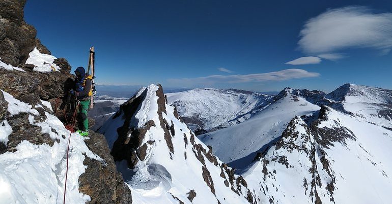 Veleta Sierra Nevada Andalucia esqui alpisnimo SERAC COMPAÑÍA DE GUÍAS